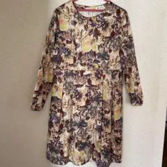 IKUKO 花柄 長袖 ひざ丈ワンピース