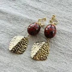 ヴィンテージ vintage 橙と金のイヤリング コスチュームジュエリー