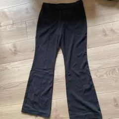 UNIQLO ブラック フレアパンツ Lサイズ