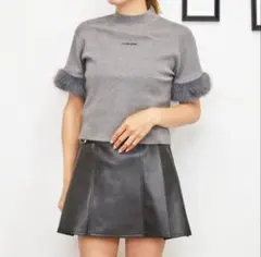 【新品】タグ付き　ファー付きハイネック半袖ニット