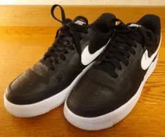 NIKE エアフォース1 07 サイズ:26.5
