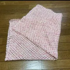 ハンドメイド　グラニースクエア編み　ブランケット　ひざかけ　桜色