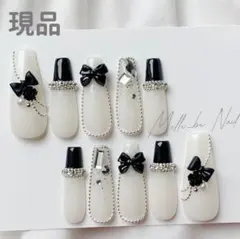 ネイルチップ ロング 現品 フレンチ ブラック 黒 ガーリー 韓国 リボン お花