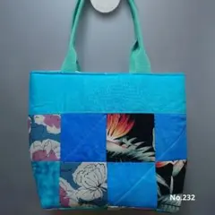 ハワイアンプリントのミニバック