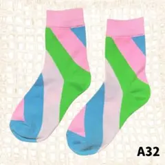 【A32】アート柄ソックス 1足 斜めストライプ ボーダー柄 幾何学模様