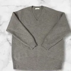 BEAUTY&YOUTH グレー Vネックニットセーター