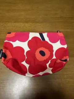 marimekko 花柄ポーチ 赤 ピンク