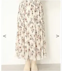 美品★NICE CLAUP★ナイスクラップ★花柄プリーツロングスカート