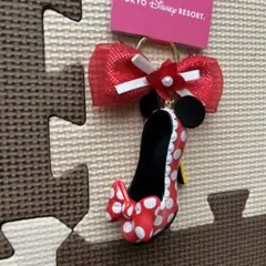 ディズニー　ミニーハイヒールキーチェーン