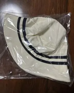NEW ERA ニューエラ バケットハット　クロームホワイト　M/Lサイズ