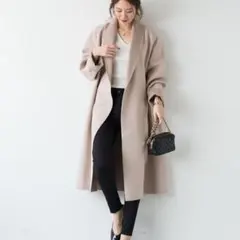 Loungedress  ガウンコート ピンクベージュ【完売品】のサムネイル