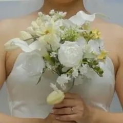 クラッチブーケ　ブートニア　ウェディング　前撮り　結婚式　白　ホワイト　韓国風