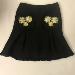 モスキーノ立体フラワー装飾 フレアスカート ブラックのサムネイル