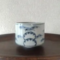 古伊万里染付笹持雪文様半筒茶碗江戸中期蕎麦猪口 学芸の小部屋 瑠璃釉 葦文 稜花皿 -戸栗美術館-