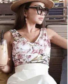 Item thumbnail for item 726fd4db-a6e1-4638-b233-6b233b78dcfc