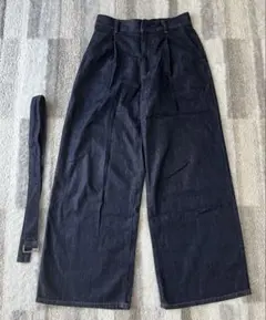GU ライトデニムベルテッドワイドパンツ（丈標準70.0〜74.0cm）Mサイズ