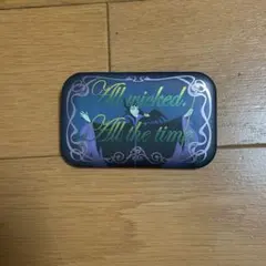 ディズニーヴィランズ　マレフィセント　スクエアカンバッジ