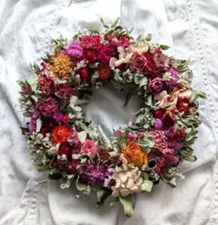 バラとカーネーションのリース　ドライフラワーリース　ナチュラルリース