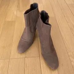 トラサルディ　スエード　ショートブーツ