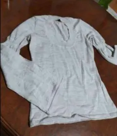 お値下げしました　ロートレアモン　フレアースリーブ　ニット