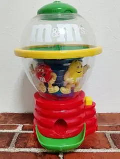 エムアンドエムズ キャラクターグッズ