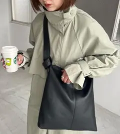 Discoat ショルダーバッグ