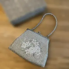 シルバー ビーズ刺繍 クラッチバッグ