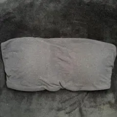 GU 黒いストレッチベアトップ