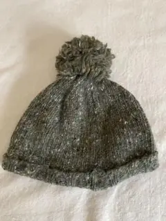 【美品】cuccia クチャ　ボンボン付きニット帽　カーキ色　アンゴラ混　日本製