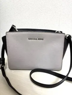 MICHAEL KORS ショルダーバッグ バイカラー グレー×ブラックのサムネイル