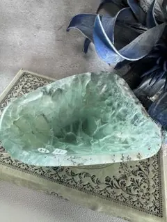 ナチュラル感ある　美しい　万能　フローライト　ボウル　グリーン　デンドリック入り ナチュラル感ある 美しい 万能 フローライト ボウル グリーン