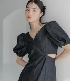 値下げしました【新品タグ付き】Heather アソートカットアウトワンピースのサムネイル