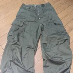 カーゴパンツ