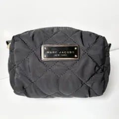 【ほぼ新品】MARC JACOBS ポーチ 化粧 コスメ ナイロン キルティング