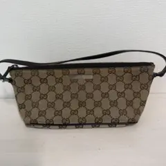 極美品✨グッチ アクセサリーポーチ GGキャンバス ハンドバッグ 保存袋 