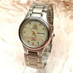 ★稼動品★ エルジン elgin usa ソーラー 3針 デイデイト チタンのサムネイル