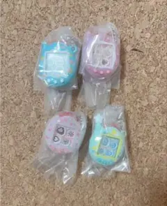 新品未使用 4点セット たまごっち シャカシャカチャームコレクション2