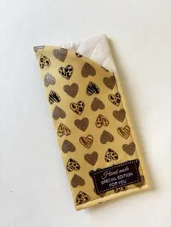 ハンドメイド　メガネケース　ハート　ヒョウ柄　からし色