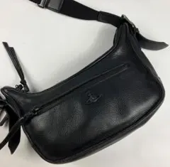 希少✨ ヴィヴィアンウエストウッド 船型 ショルダーバッグ 斜め掛け◎ ブラック