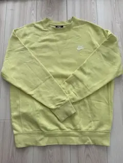 Nike ライムグリーン クルーネック トレーナー