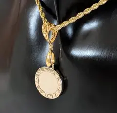 BVLGARI ラウンド型チャーム ゴールド ネックレス ジュエリーケース付き