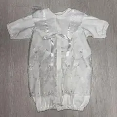 ホワイト ベビードレス レース装飾付き