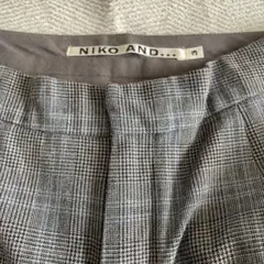 ニコアンド　チェック柄パンツ　Mサイズ