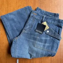 EASTBOY デニムパンツ 11号 新品タグ付きのサムネイル