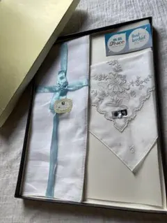 スワトウ•汕頭　中国の伝統・刺繍村から　コットンとリネンのハンカチ　ヴィンテージ