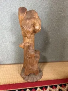 木製クマ彫刻置物 約30cm