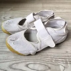 Item thumbnail for item 25254633-5a9c-43a7-8f5d-ef75d01c8363