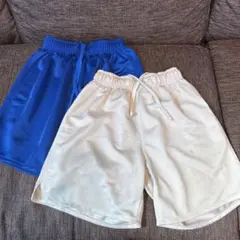 キッズ　青と白のハーフパンツ　サッカー　２枚セット