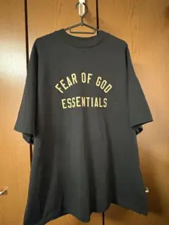 Fear of God Essentials ブラック Tシャツ