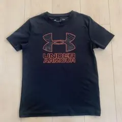 UNDER ARMOUR キッズ　半袖Tシャツ　135〜145サイズ